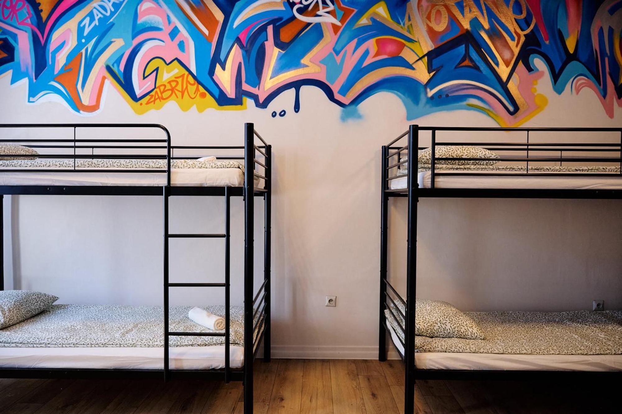 Hostel Graffiti كراكوفيا المظهر الخارجي الصورة