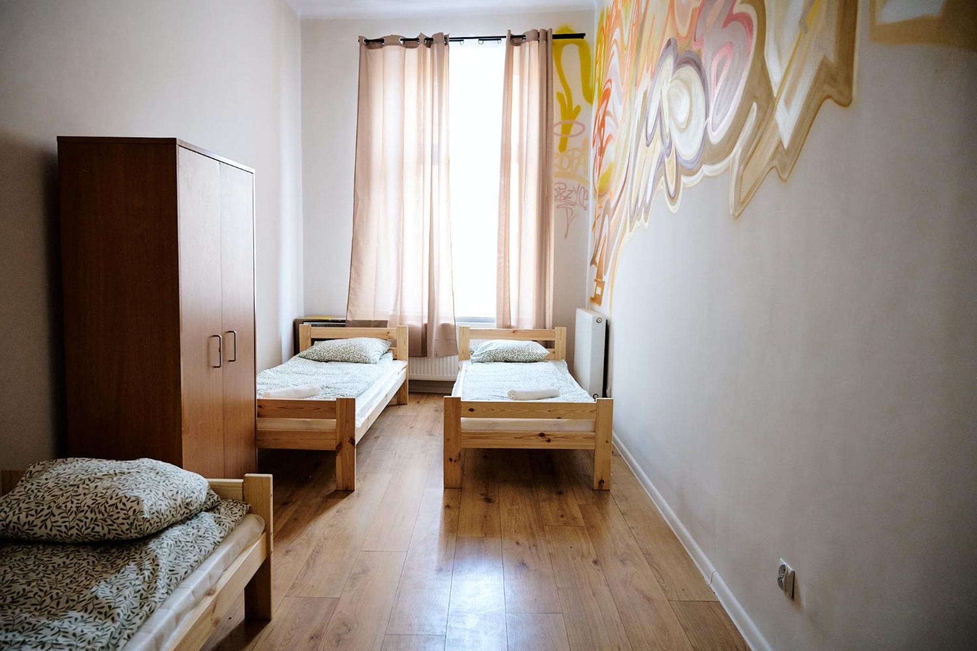 Hostel Graffiti كراكوفيا المظهر الخارجي الصورة